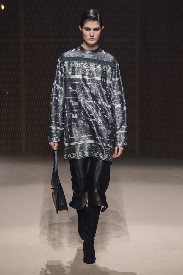 عرض Hermès لخريف وشتاء 2019 في باريس 