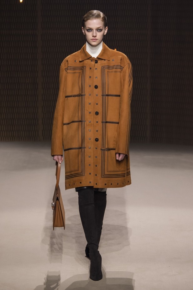 عرض Hermès لخريف وشتاء 2019 في باريس 