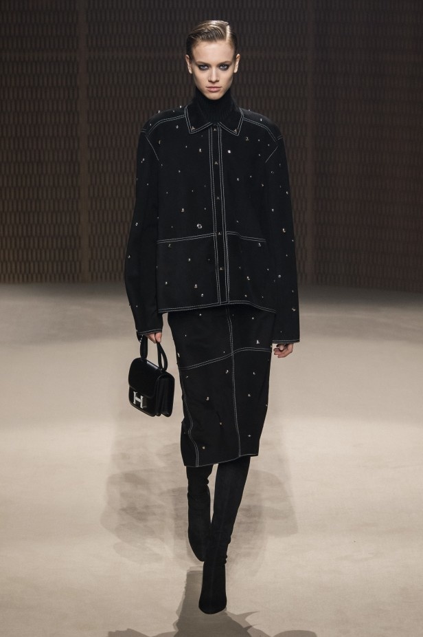 عرض Hermès لخريف وشتاء 2019 في باريس 