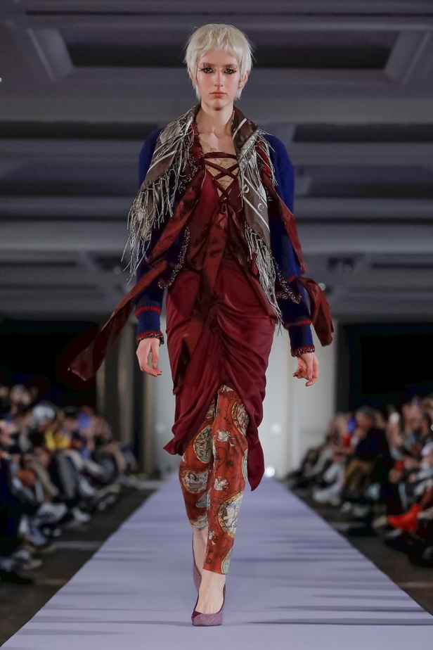 عرض أزياء Vivienne Westwood لخريف وشتاء 2019
