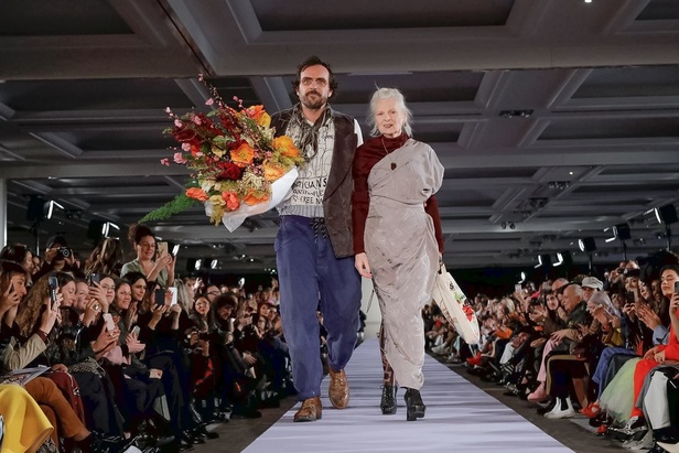 عرض أزياء Vivienne Westwood لخريف وشتاء 2019
