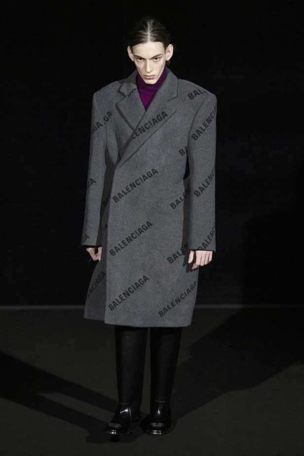 عرض Balenciaga لخريف 2019