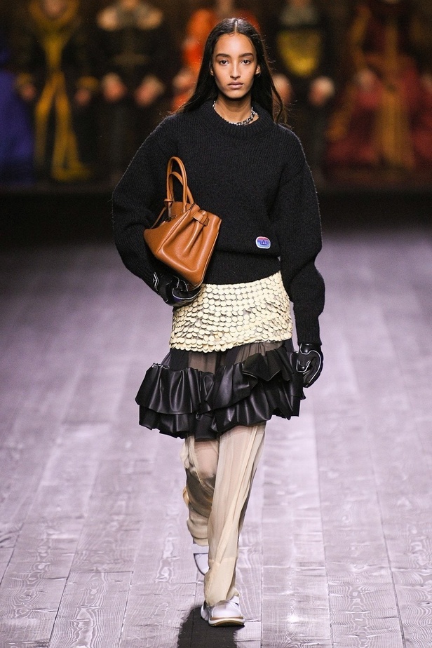 عرض مجموعة Louis Vuitton لموسم خريف وشتاء 2020