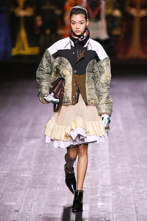 عرض مجموعة Louis Vuitton لموسم خريف وشتاء 2020