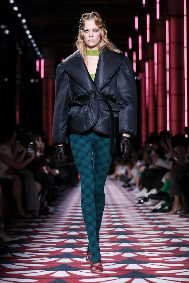 عرض أزياء دار Miu Miu لخريف وشتاء 2020-2021