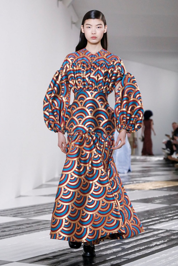 عرض مجموعة LOEWE لموسم خريف وشتاء 2020