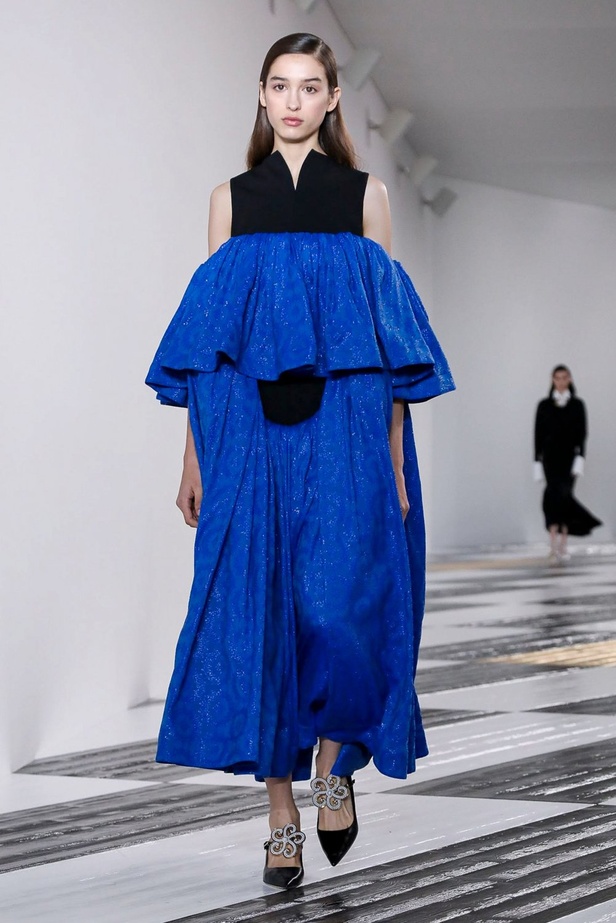 عرض مجموعة LOEWE لموسم خريف وشتاء 2020