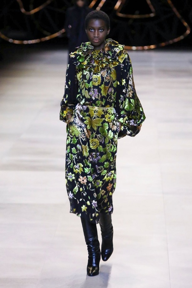 مجموعة الازياء الفاخرة من CELINE لخريف وشتاء 2020-2021