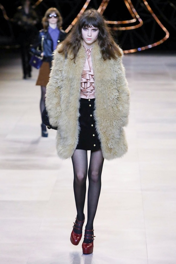 مجموعة الازياء الفاخرة من CELINE لخريف وشتاء 2020-2021