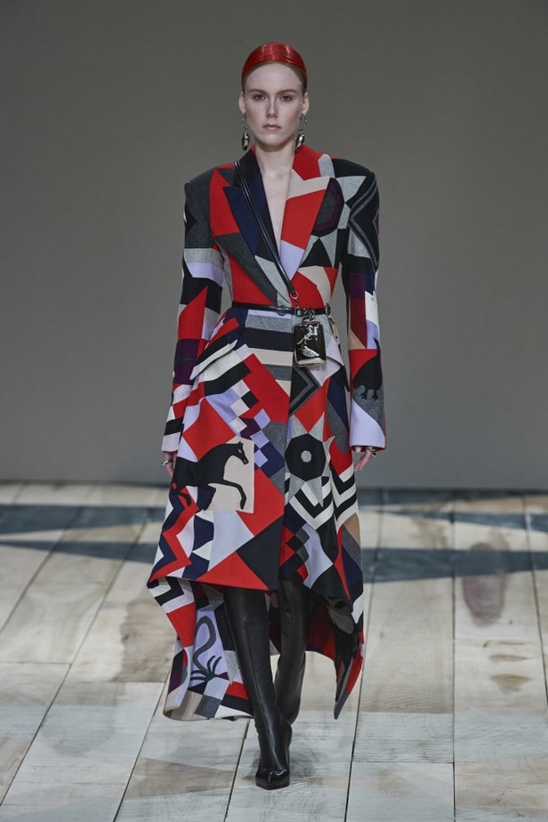 مجموعة ألكسندر ماكوين لخريف وشتاء 2020-2021