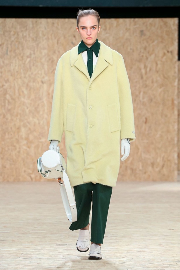 مجموعة الازياء الجاهزة من LACOSTE لخريف وشتاء 2021