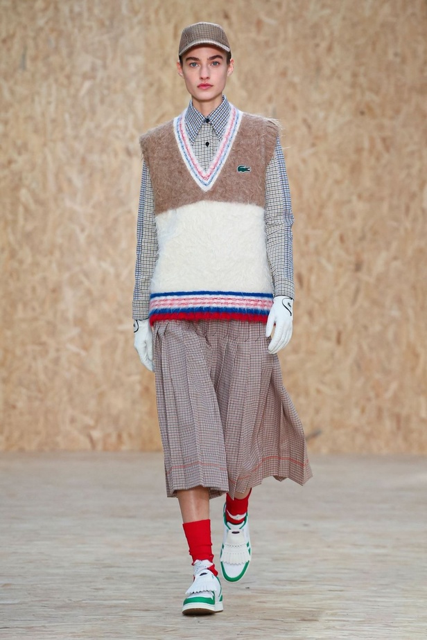 مجموعة الازياء الجاهزة من LACOSTE لخريف وشتاء 2021