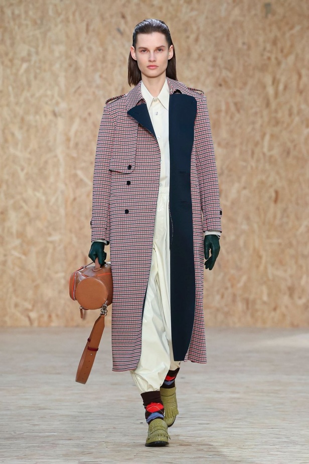 مجموعة الازياء الجاهزة من LACOSTE لخريف وشتاء 2021