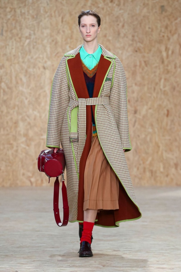 مجموعة الازياء الجاهزة من LACOSTE لخريف وشتاء 2021