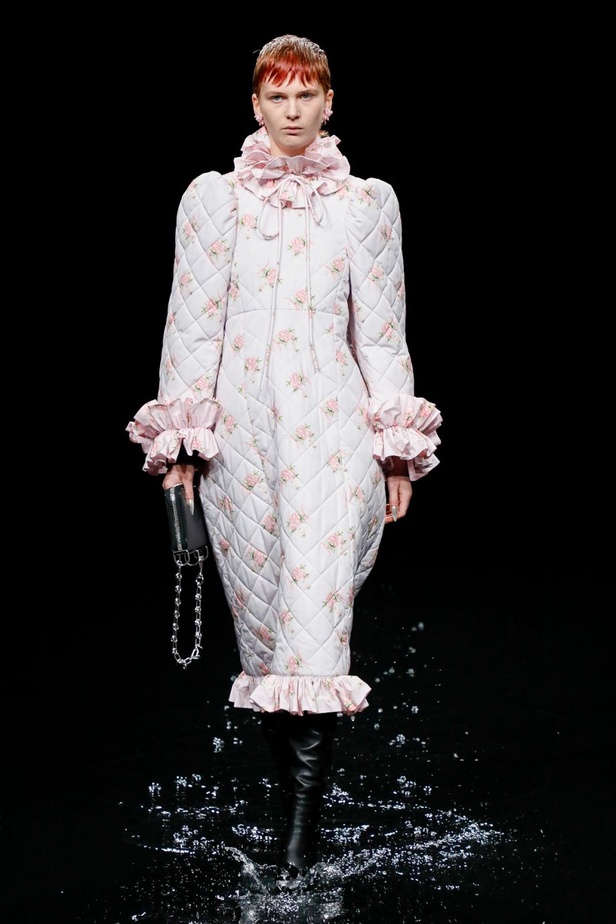 عرض ازياء Balenciaga لخريف وشتاء 2020-2021