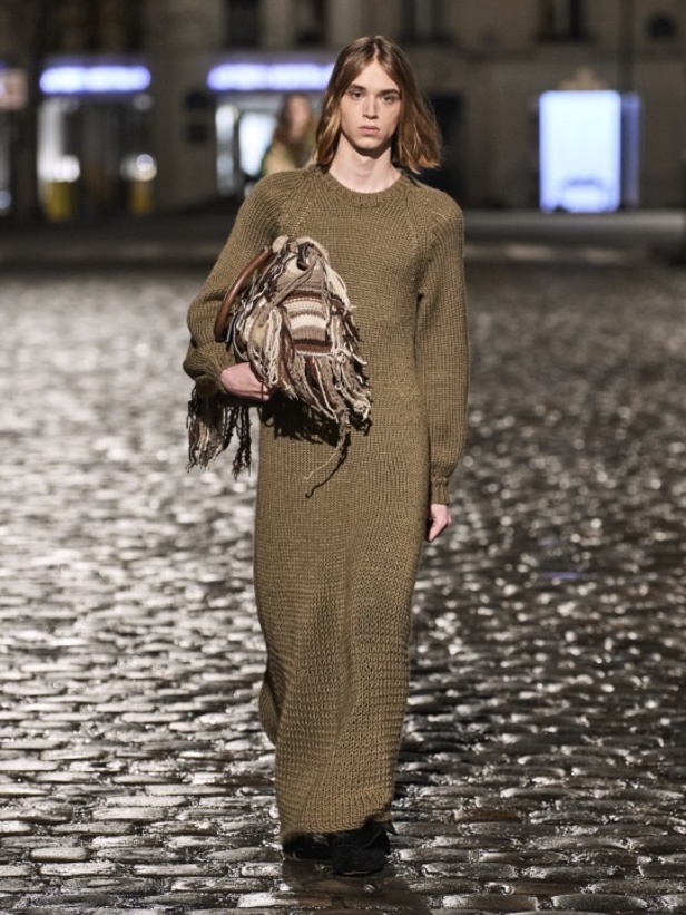 عرض أزياء Chloe  لخريف وشتاء 2021-2022 