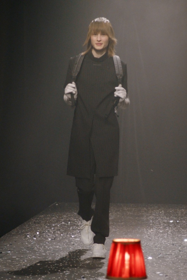 عرض ازياء مجموعة Maison Margiela لموسم خريف وشتاء 2021 من اسبوع الموضة في ميلانو