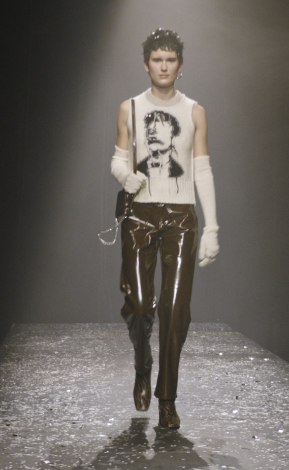 عرض ازياء مجموعة Maison Margiela لموسم خريف وشتاء 2021 من اسبوع الموضة في ميلانو