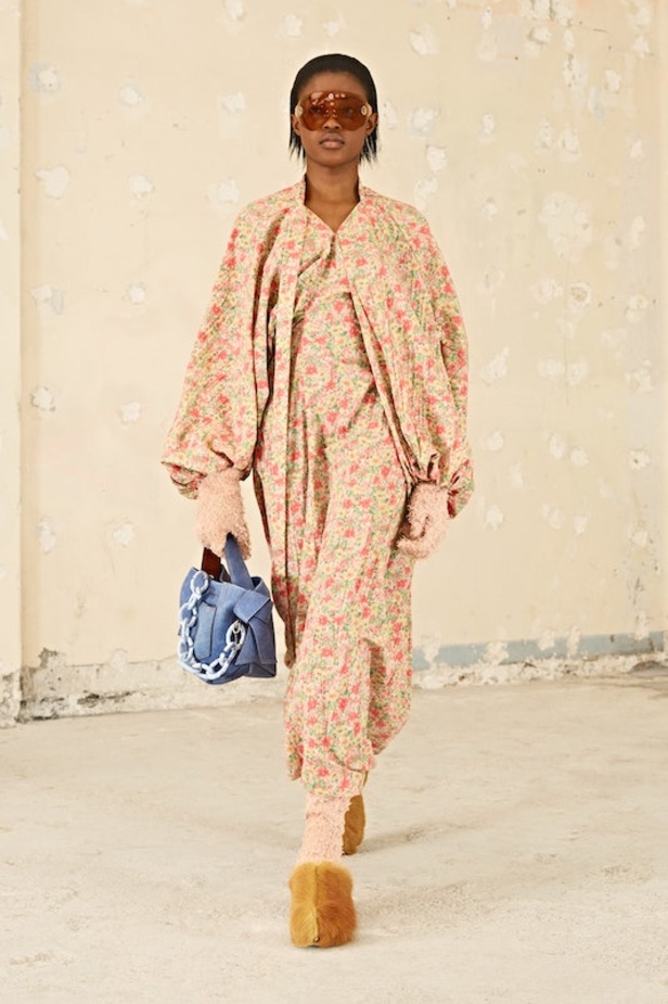 مجموعة Acne Studio لموسم خريف وشتاء 2021