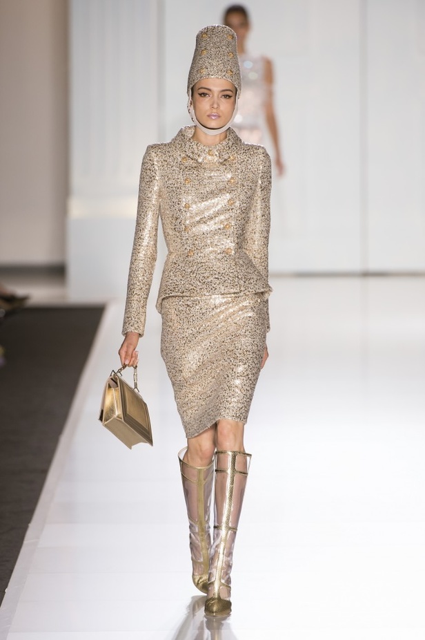 مجموعة Ralph & Russo من الألبسة الفاخرة لخريف وشتاء 2017