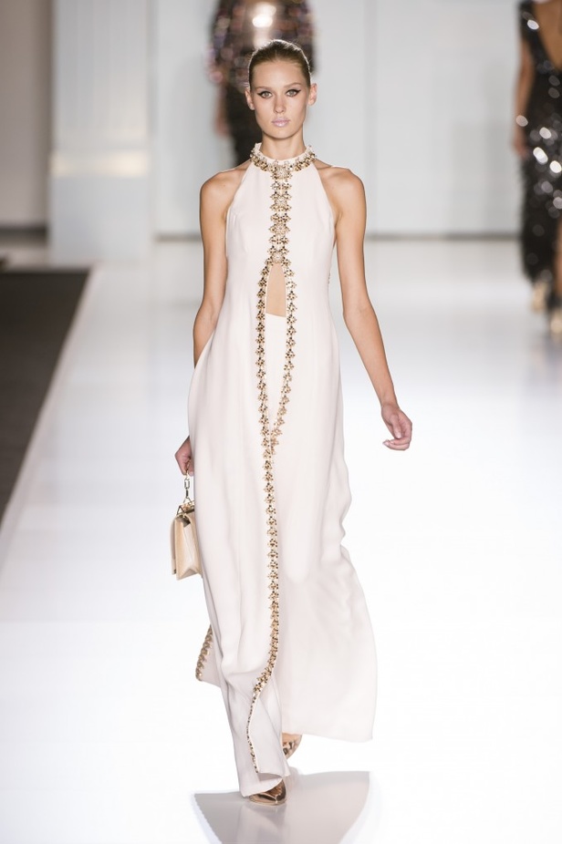 مجموعة Ralph & Russo من الألبسة الفاخرة لخريف وشتاء 2017