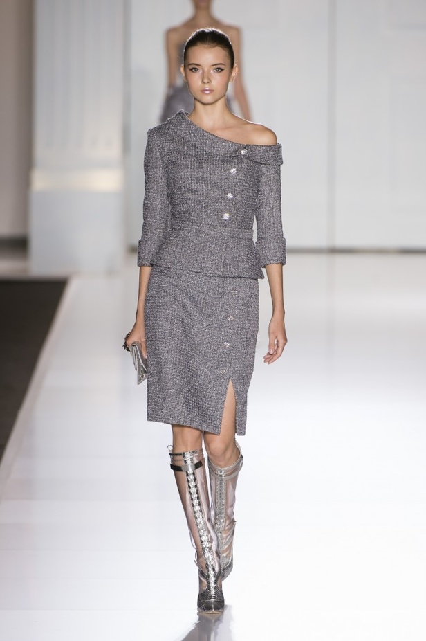 مجموعة Ralph & Russo من الألبسة الفاخرة لخريف وشتاء 2017