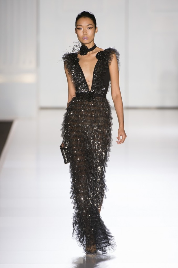 مجموعة Ralph & Russo من الألبسة الفاخرة لخريف وشتاء 2017