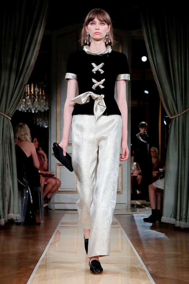 مجموعة Giorgio Armani Prive للأزياء الراقية لخريف 2018 