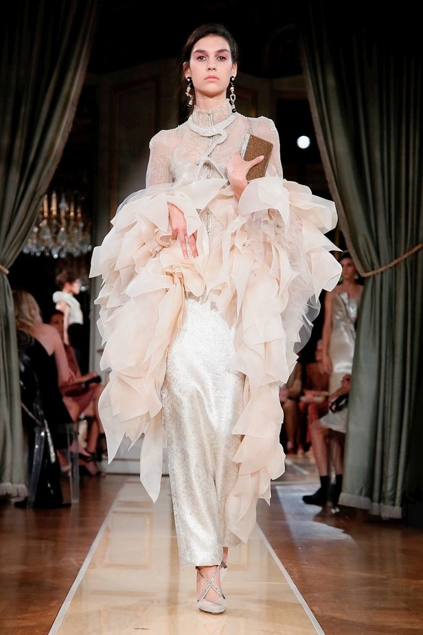 مجموعة Giorgio Armani Prive للأزياء الراقية لخريف 2018 