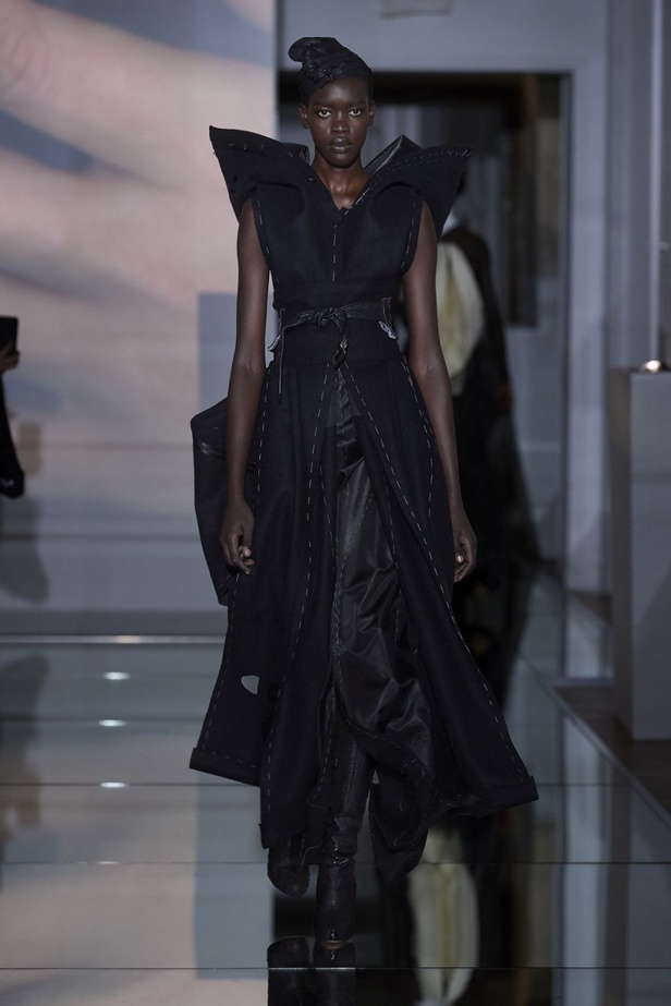 مجموعة maison margiela لشتاء 2020 2019 من اسبوع الموضة في باريس 