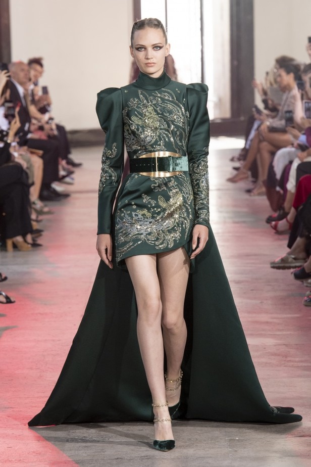 مجموعة إيلي صعب للأزياء الفاخرة لخريف وشتاء 2020 من وحي الصين