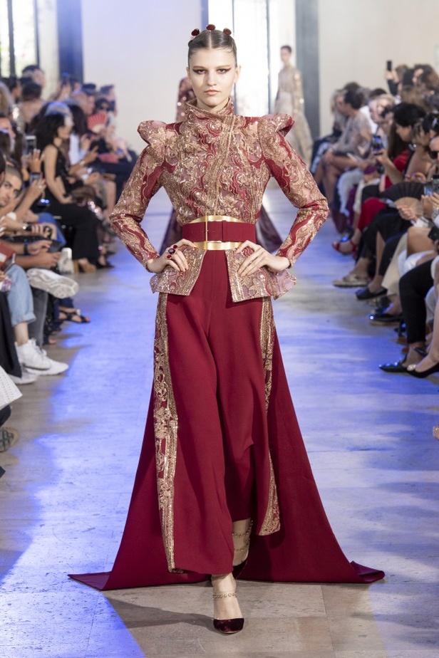 مجموعة إيلي صعب للأزياء الفاخرة لخريف وشتاء 2020 من وحي الصين