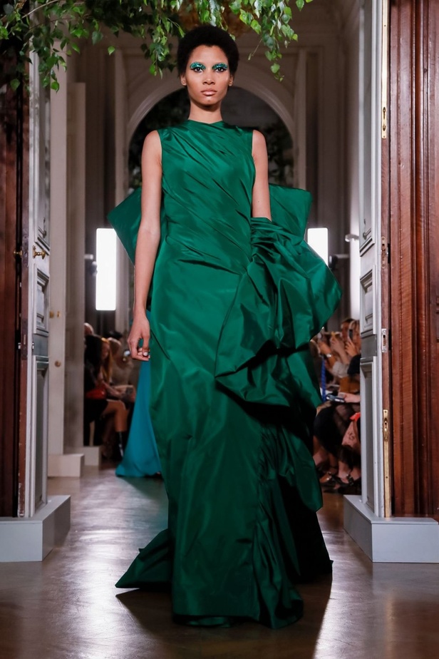 مجموعة فالنتينو للهوت كوتور لموسم خريف وشتاء 2019-2020