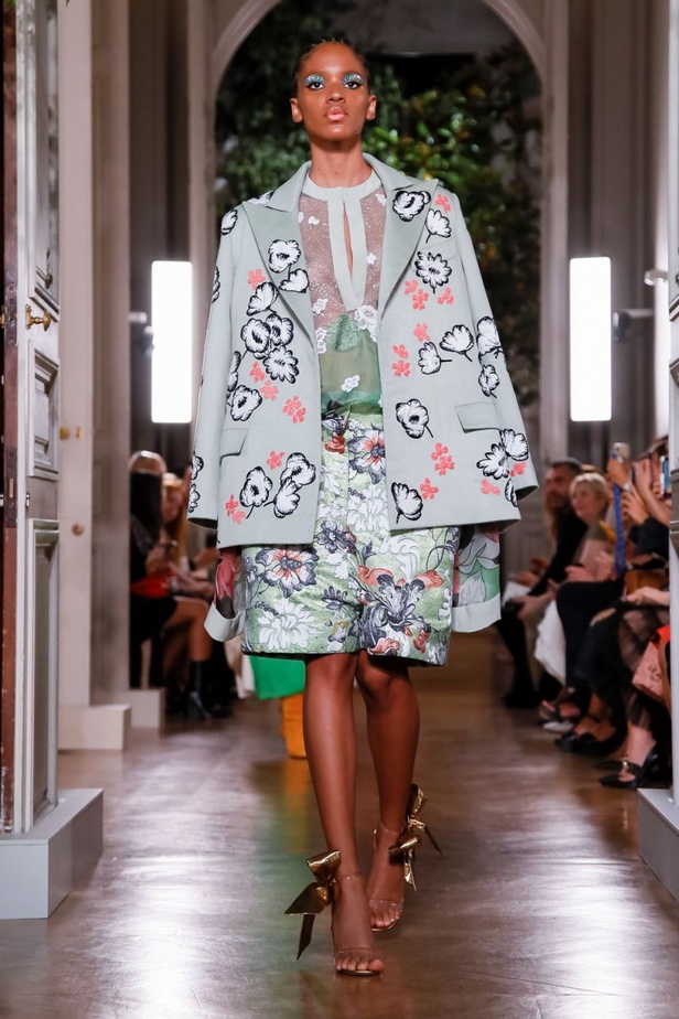 مجموعة فالنتينو للهوت كوتور لموسم خريف وشتاء 2019-2020