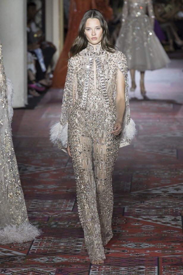 مجموعة زهير مراد لخريف 2019... عودة إلى السبعينيات في شمال أفريقيا