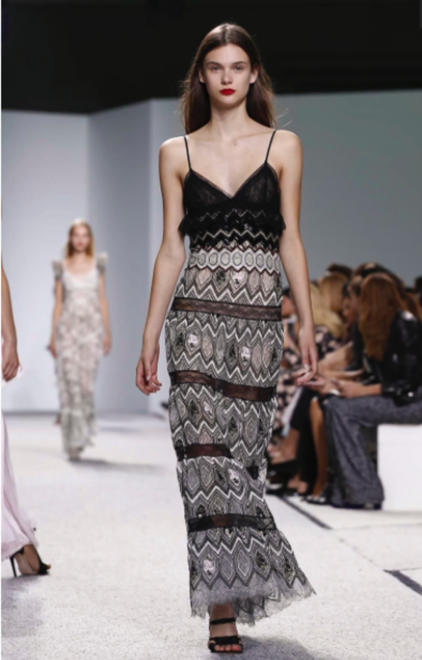 مجموعة Giambattista Valli لربيع وصيف ٢٠١٧ !