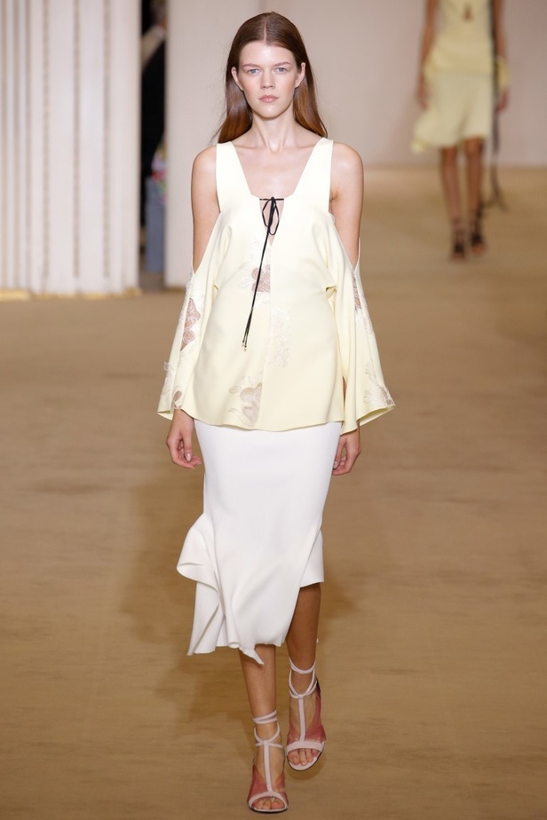 مجموعة رولان موريه لموسم ربيع وصيف 2017