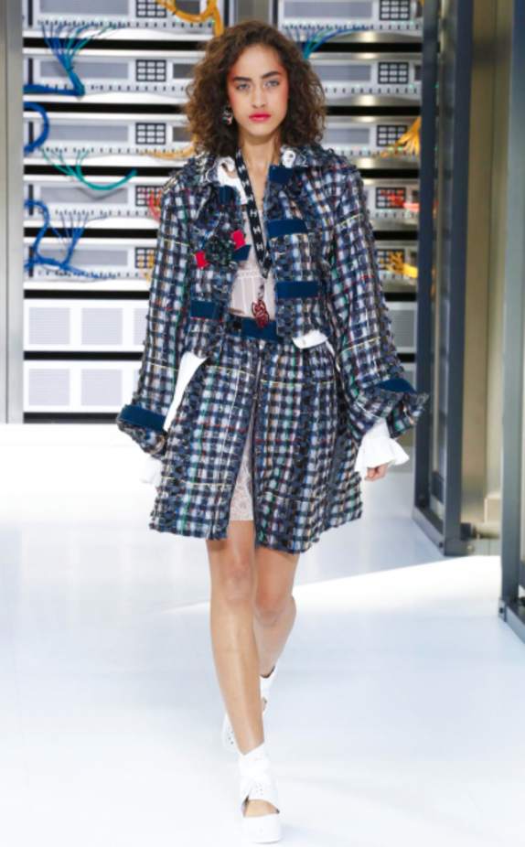 مجموعة "شانيل" لموسم ربيع وصيف 2017