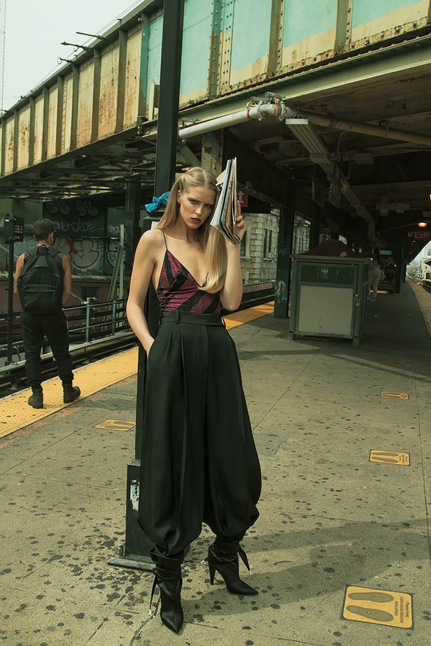 مجموعة Alexandre Vauthier لموسم ربيع وصيف 2021