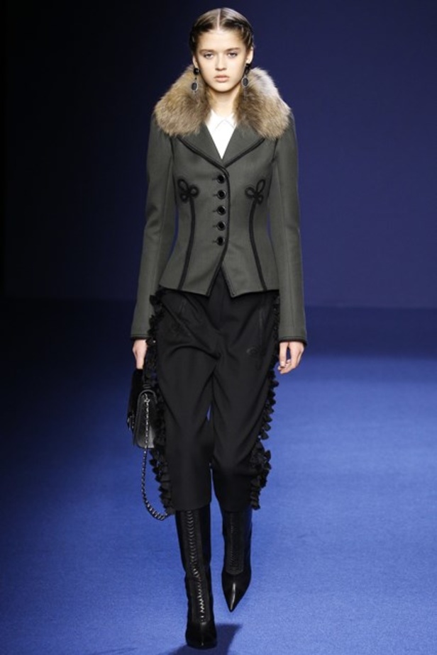 مجموعة اندرو ج.ن. لخريف وشتاء 2016-2017