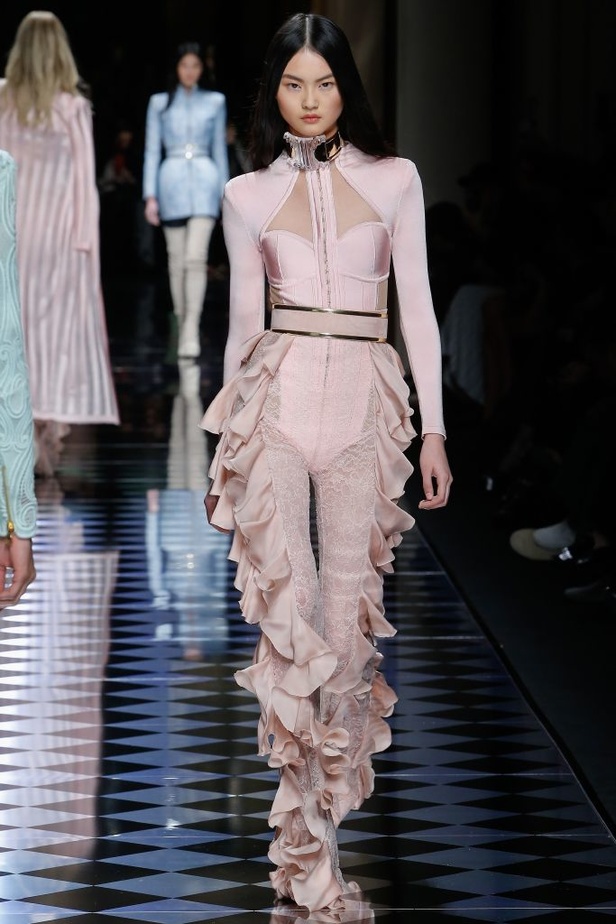 مجموعة Balmain لخريف وشتاء 2016-2017