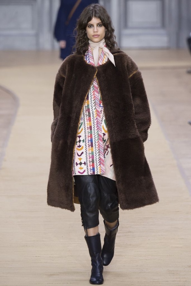 عرض Chloé لخريف وشتاء 2016-2017