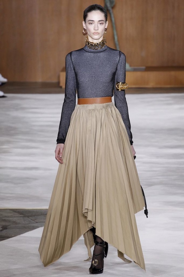 مجموعة Loewe لخريف وشتاء 2016-2017