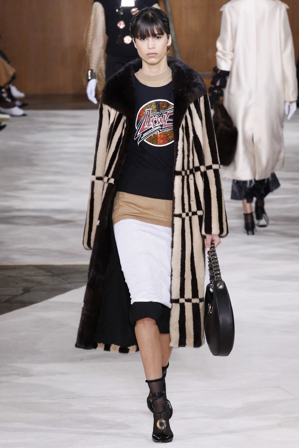 مجموعة Loewe لخريف وشتاء 2016-2017