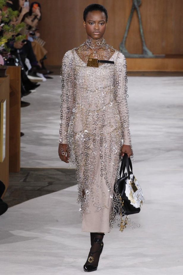 مجموعة Loewe لخريف وشتاء 2016-2017