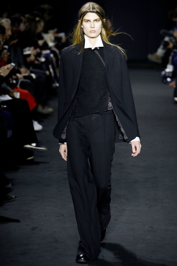 مجموعة Ann Demeulemeester لخريف وشتاء ١٧/١٦