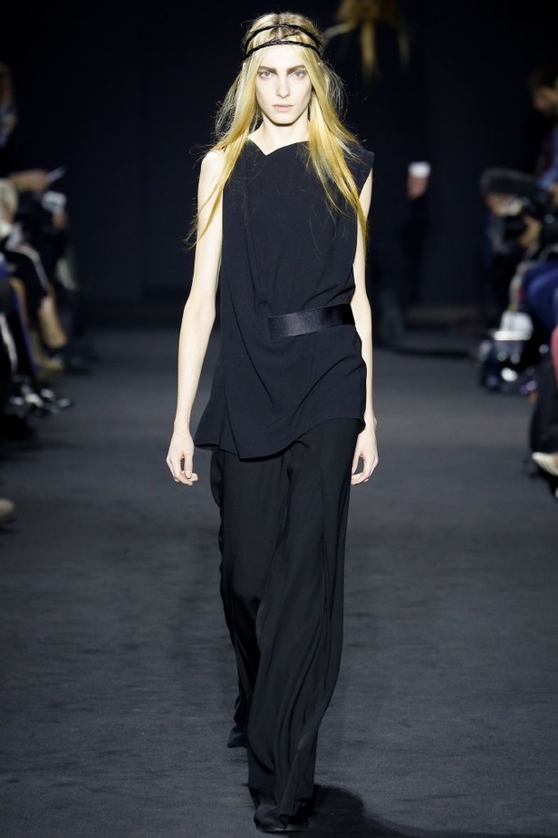 مجموعة Ann Demeulemeester لخريف وشتاء ١٧/١٦