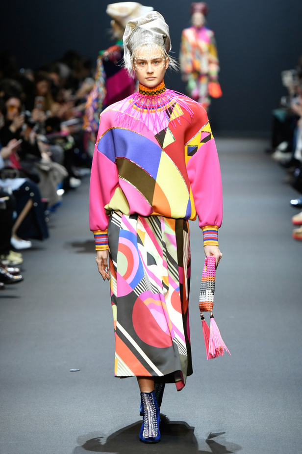 عرض أزياء Manish Arora لخريف وشتاء 2017