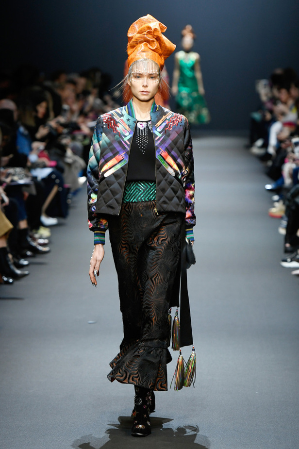 عرض أزياء Manish Arora لخريف وشتاء 2017