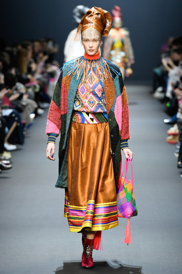 عرض أزياء Manish Arora لخريف وشتاء 2017